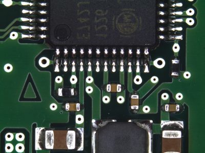 Electronic board imaged by a TCZR, 3rd step magnification